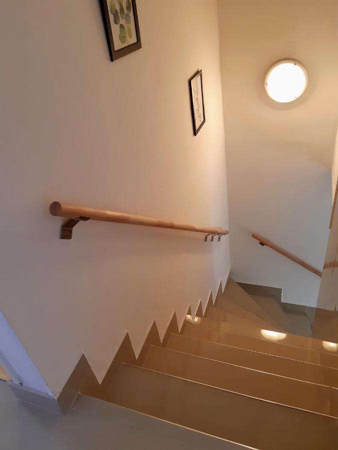 Holiday Home Balatonszarszo Luaran gambar