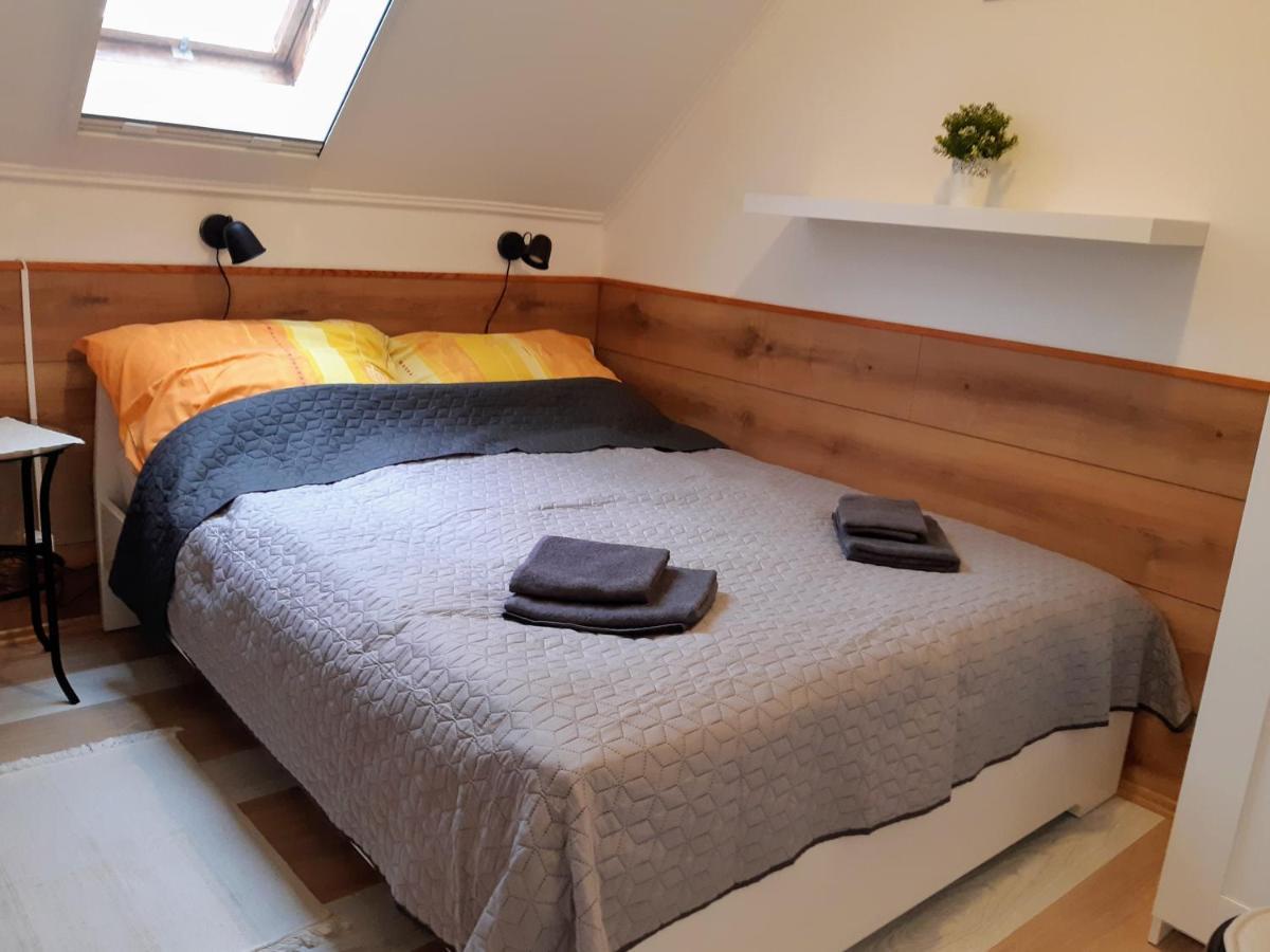 Holiday Home Balatonszarszo Luaran gambar