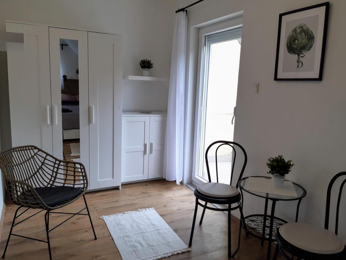 Holiday Home Balatonszarszo Luaran gambar